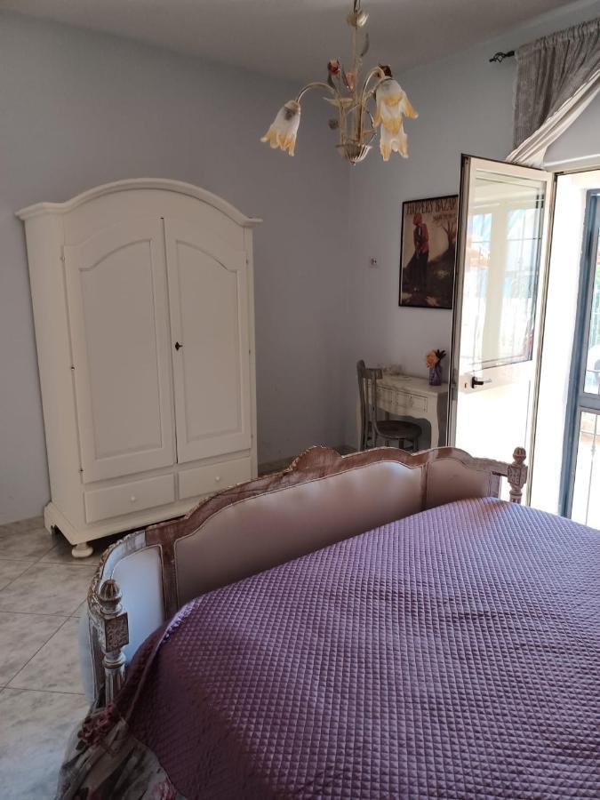 B&B La Corte Delle Vanita Pompeia Exterior foto